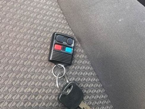 Used 2005 Ford Focus SES FWD image 20