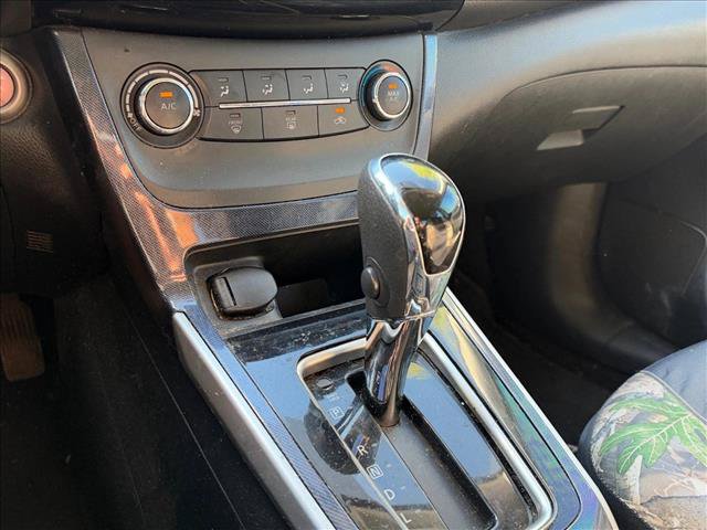 Used 2016 Nissan Sentra SR FWD image 12