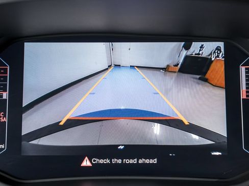 Used 2023 Lamborghini Huracan Tecnica RWD image 18
