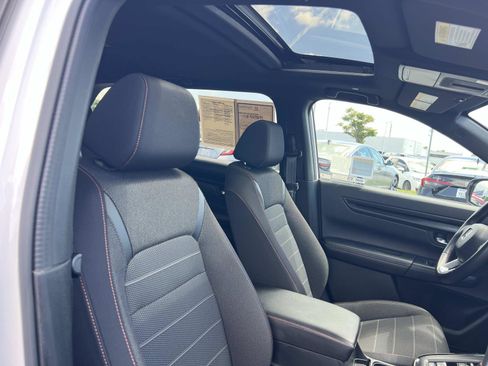 Certified 2025 Honda CR-V Sport image 29