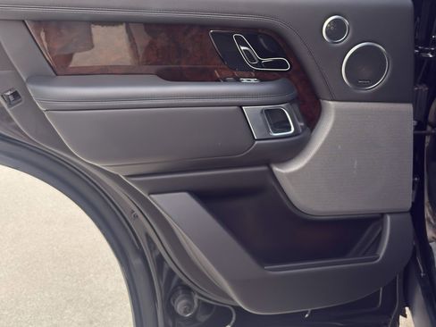 Used 2021 Land Rover Range Rover Westminster Edition image 18