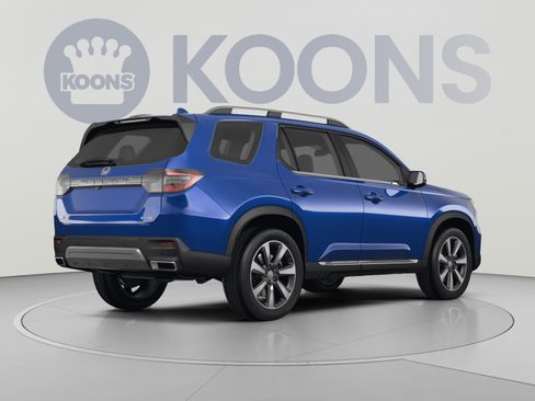 Used 2024 Honda Pilot Elite image 4