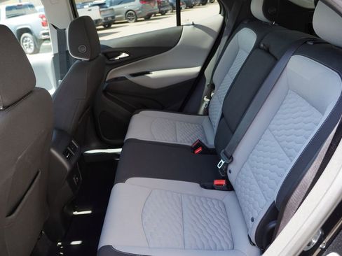 Used 2019 Chevrolet Equinox LT FWD image 17