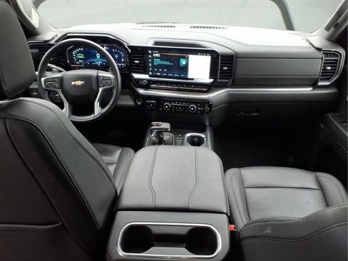 Certified 2023 Chevrolet Silverado 1500 LTZ w/ LTZ Convenience Package II image 10