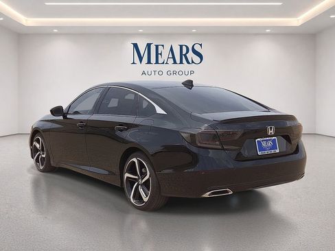 Used 2020 Honda Accord Sport image 3