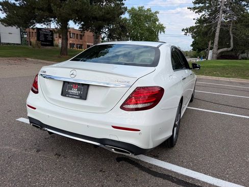 Used 2017 Mercedes-Benz E 300 4MATIC image 13