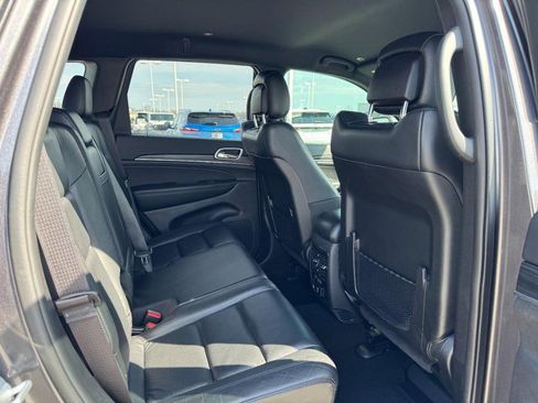 Used 2019 Jeep Grand Cherokee Limited image 10