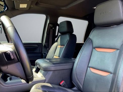 Used 2024 GMC Sierra 2500 AT4 w/ AT4 Premium Plus Package AWD/4WD image 23