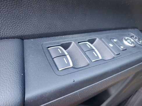 Used 2023 Honda CR-V EX-L image 24