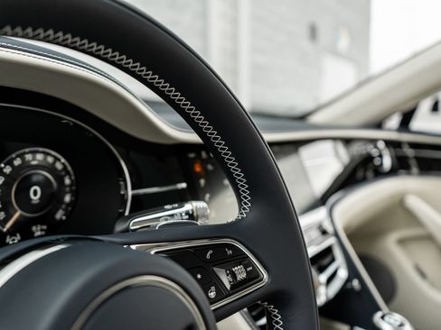 New 2026 Bentley Flying Spur Plug-In Hybrid AWD/4WD image 31