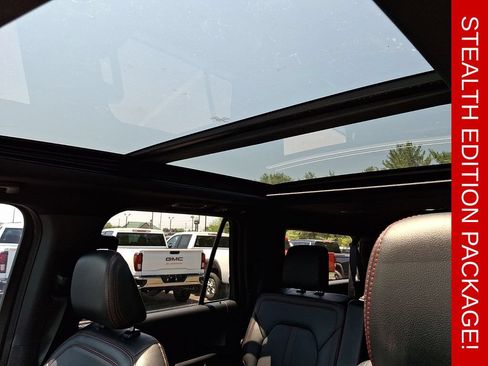 Used 2022 Ford Expedition Max Limited AWD/4WD image 14