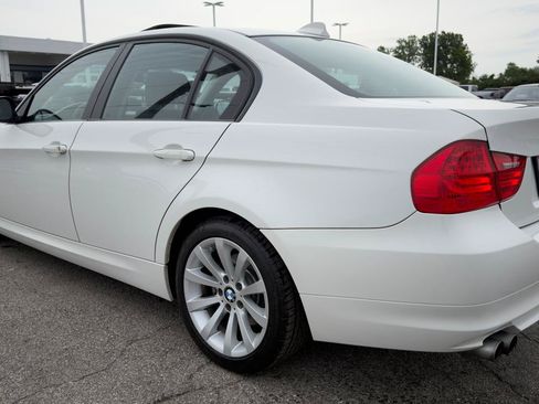 Used 2009 BMW 328i xDrive Sedan AWD/4WD image 7