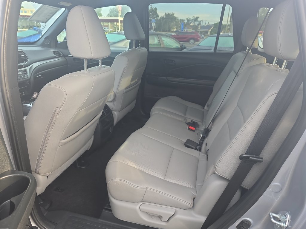 Used 2023 Honda Passport EX-L image 22