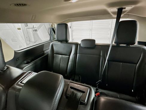 Used 2024 Ford Expedition Max XLT RWD image 29