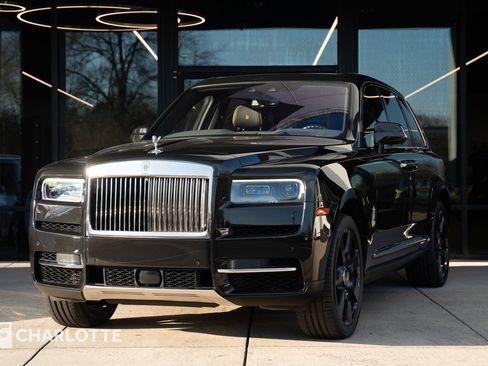 Used 2019 Rolls-Royce Cullinan image 7