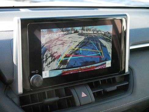 Certified 2025 Toyota RAV4 LE image 30