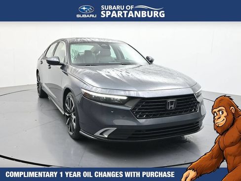 Used 2024 Honda Accord Touring image 1