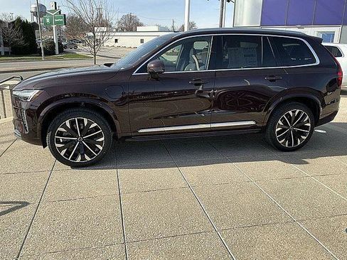 New 2026 Volvo XC90 T8 Ultra w/ Protection Package Premier AWD/4WD image 11