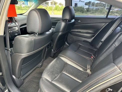 Used 2013 Nissan Maxima 3.5 SV w/ Cold Pkg image 16