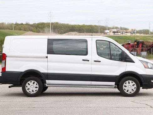 Used 2025 Ford Transit 250 Low Roof w/ Exterior Upgrade Package RWD image 10