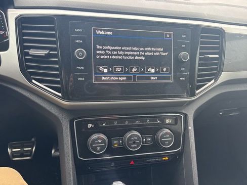 Used 2023 Volkswagen Atlas Cross Sport SEL Premium R-Line image 34