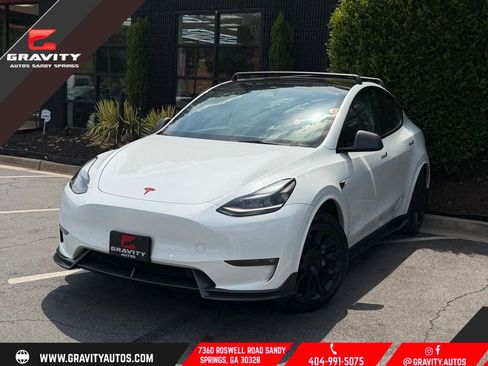 Used 2023 Tesla Model Y Long Range AWD/4WD image 1