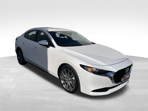 Used 2025 MAZDA MAZDA3 s FWD image 3
