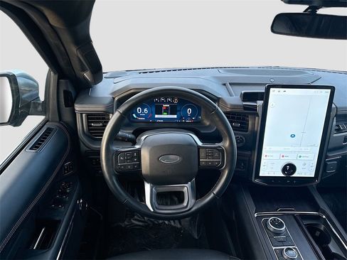 Used 2024 Ford Expedition Max Platinum image 24