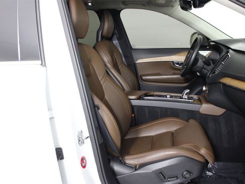 Used 2018 Volvo XC90 T8 Inscription w/ Luxury Package image 29