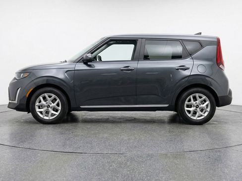 Used 2025 Kia Soul LX w/ LX Technology Package image 5
