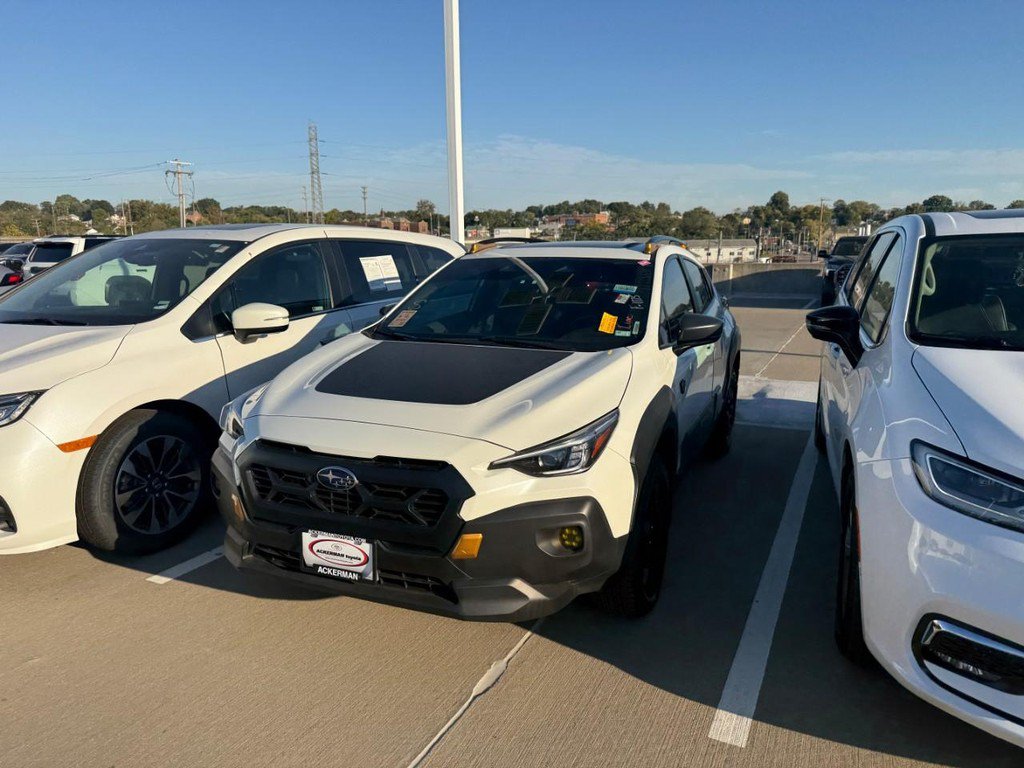 Used 2024 Subaru Crosstrek 2.5i Wilderness w/ Crosstrek Mirror Package AWD/4WD image 5