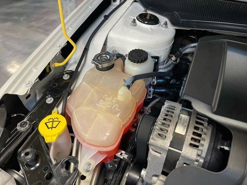 Used 2008 Chrysler Sebring Limited image 51