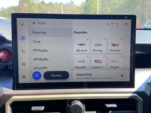 Used 2024 Toyota Tacoma TRD Sport w/ TRD Sport Upgrade Package image 21