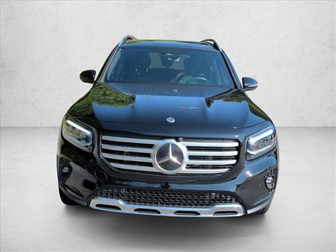 Certified 2026 Mercedes-Benz GLB 250 image 2