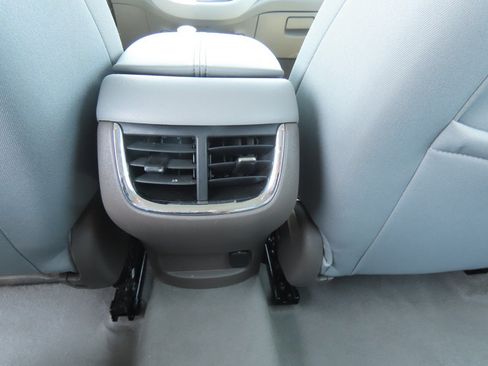 Used 2025 Chevrolet Malibu LT FWD image 21