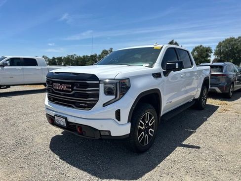 Used 2025 GMC Sierra 1500 AT4 w/ AT4 Premium Package AWD/4WD image 3