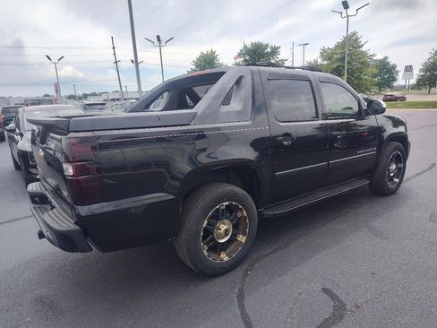 Used 2007 Chevrolet Avalanche LT w/ LT Preferred Equipment Group AWD/4WD image 5