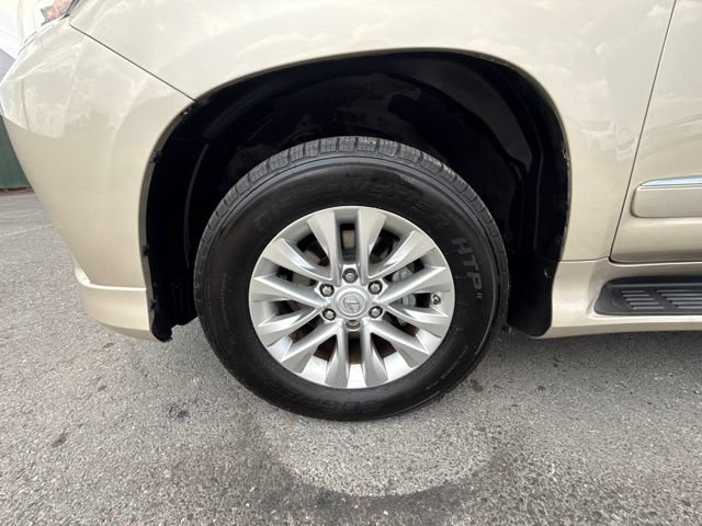 Used 2016 Lexus GX 460 w/ Premium Package AWD/4WD image 4