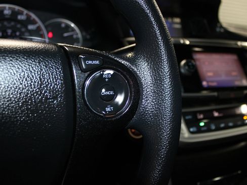 Used 2013 Honda Accord EX image 22