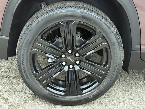 New 2026 GMC Acadia Elevation w/ Black Edition image 6