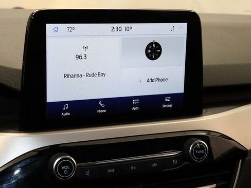 Used 2020 Ford Escape SEL image 17