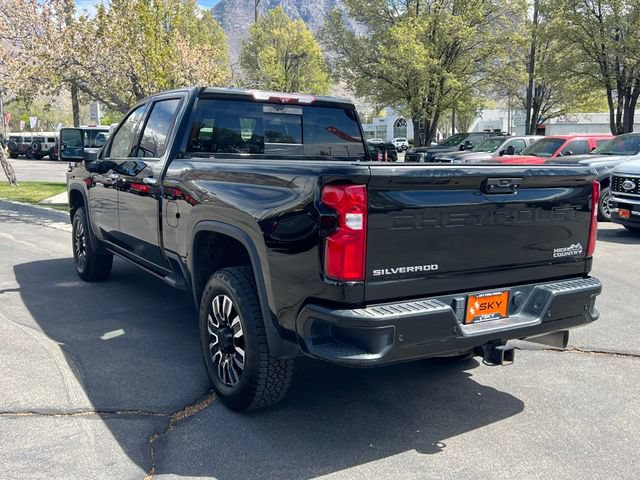 Used 2020 Chevrolet Silverado 2500 High Country w/ Technology Package AWD/4WD image 12