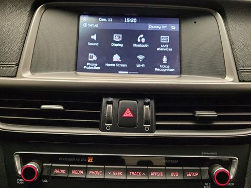 Used 2018 Kia Optima LX image 25