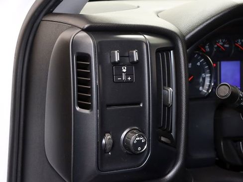 Used 2017 GMC Sierra 2500 4x4 Crew Cab image 24