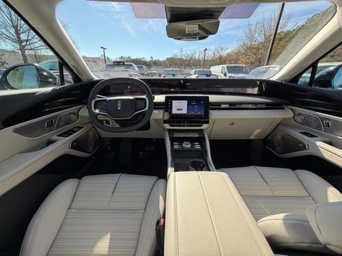 New 2026 Lincoln Nautilus Reserve image 11