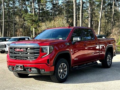 Used 2024 GMC Sierra 1500 AT4 w/ Technology Package image 4