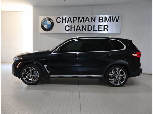 Used 2025 BMW X5 sDrive40i w/ Parking Assistance Package RWD image 3