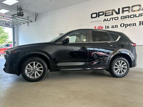 Certified 2024 MAZDA CX-5 AWD 2.5 S w/ Preferred Package image 3