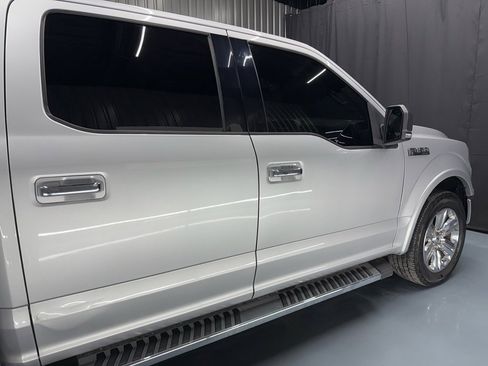 Used 2018 Ford F150 Lariat image 12