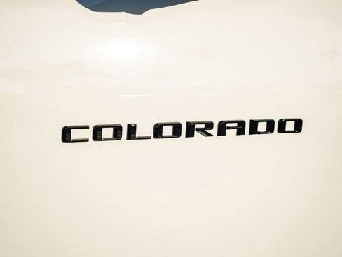 New 2026 Chevrolet Colorado ZR2 w/ Technology Package AWD/4WD image 8